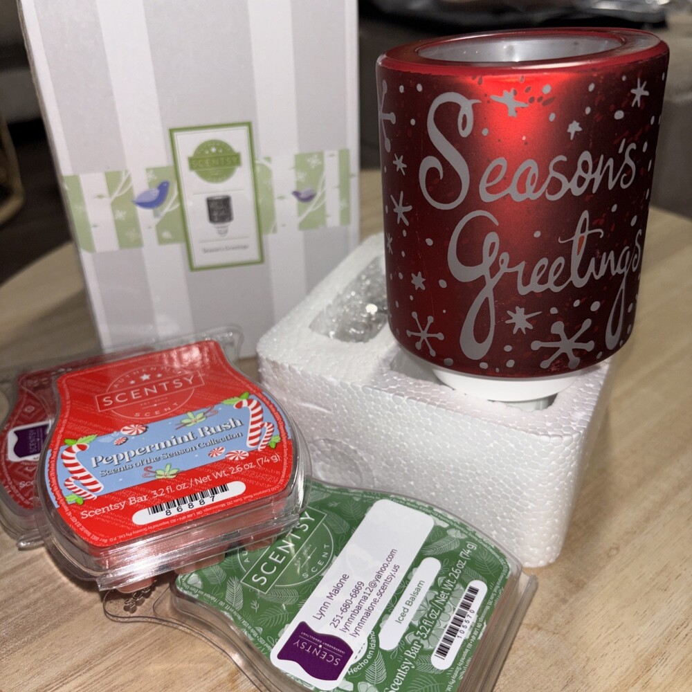 New Scentsy Season's Greetings Plug in Warmer Red Christmas Three Bricks Wax